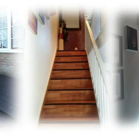 Lovely Double Bedroom In Rotherhithe